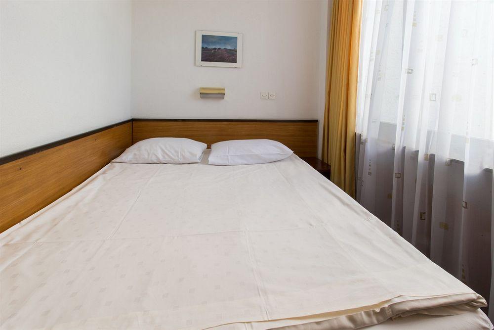 Hotel Krim Bled Ngoại thất bức ảnh