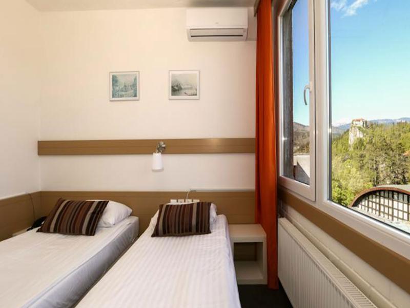 Hotel Krim Bled Ngoại thất bức ảnh