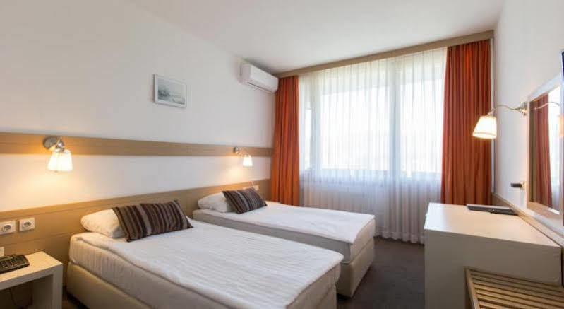 Hotel Krim Bled Ngoại thất bức ảnh